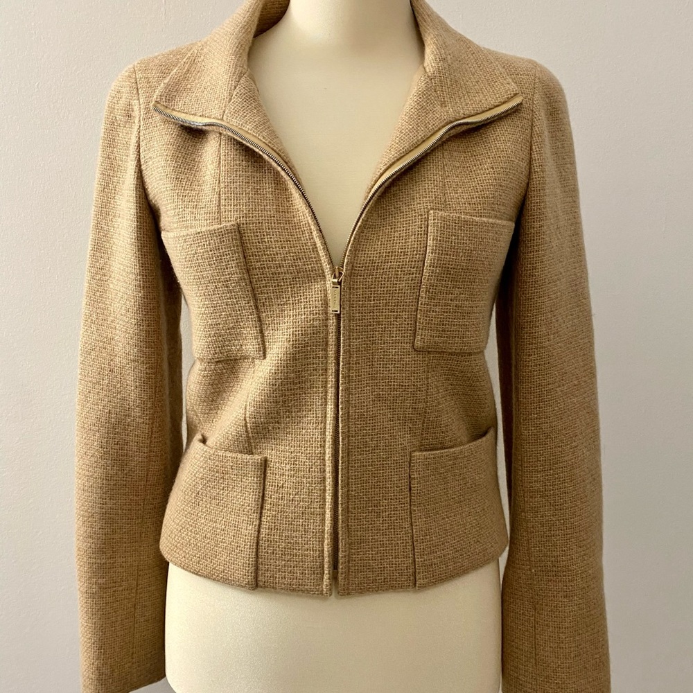 100% authentic Chanel vintage cashmere jacket - Picture 1 of 16